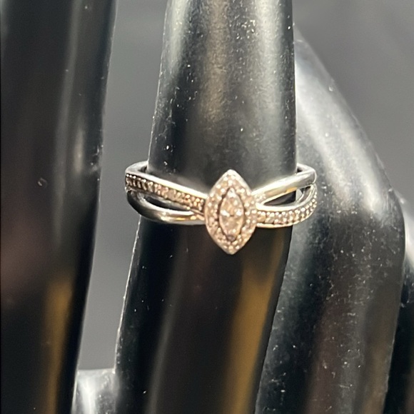 Kay Jewelers Sterling Silver White Diamond Ring - Picture 3 of 3